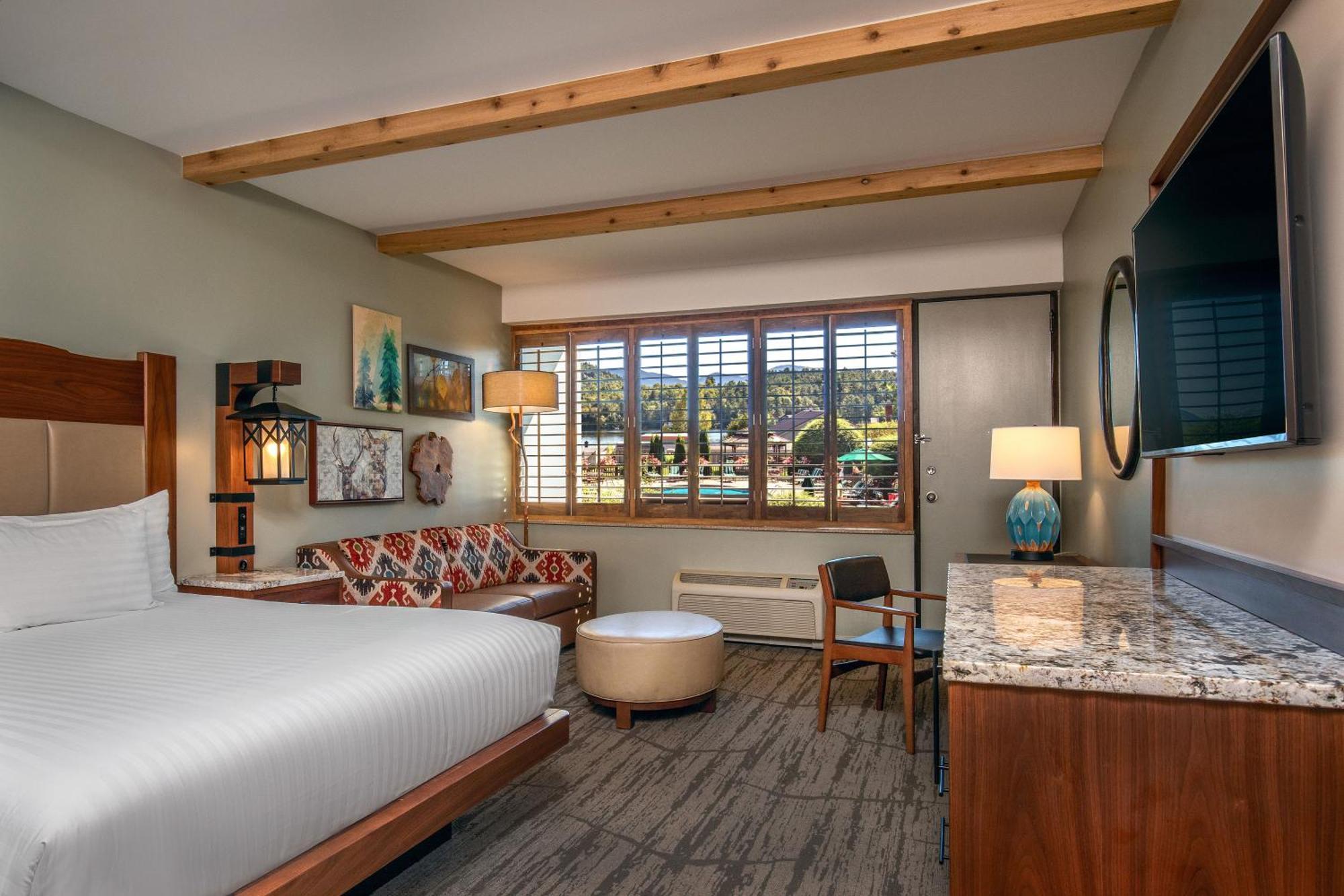 High Peaks Resort
